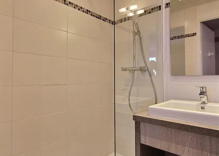 Renove 4 Pers, Balcon, Plagne Soleil - Fr-1-455-96 * 拉普拉涅